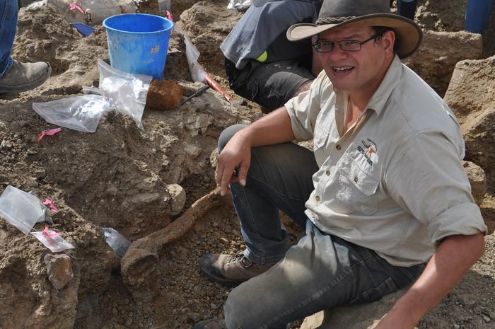 Lead author Stephen Poropat at the Judy excavation site in Australia in June 2017. Credit: Stephen Poropat