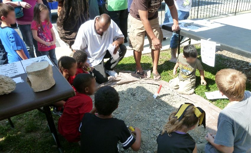 The fossil pile at the 2012 Nenjemoy Heritage Festival.  Here, future paleontologists search for long dead beasts. 